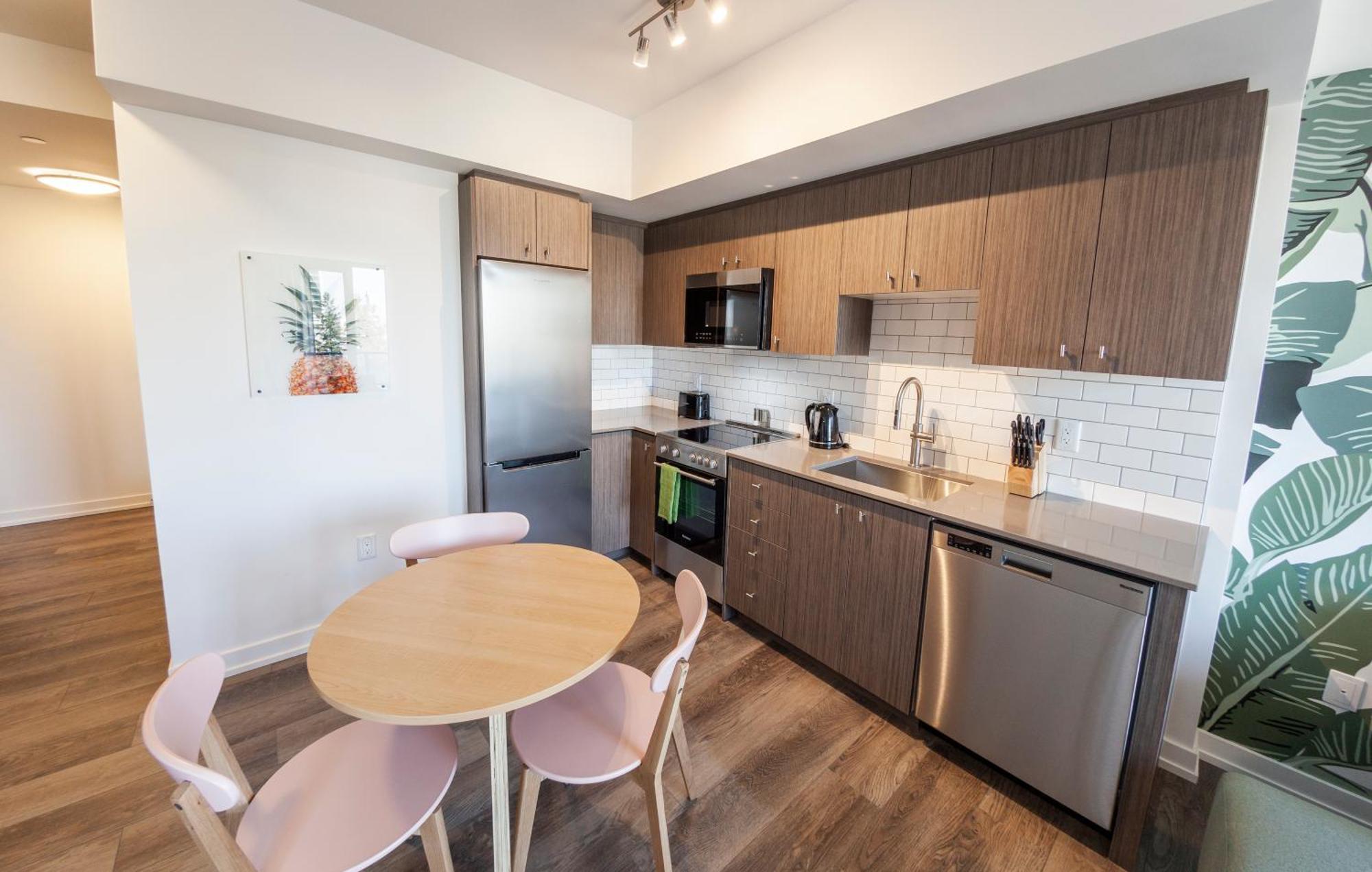 The Laundry Rooms Station Park Kitchener Kültér fotó